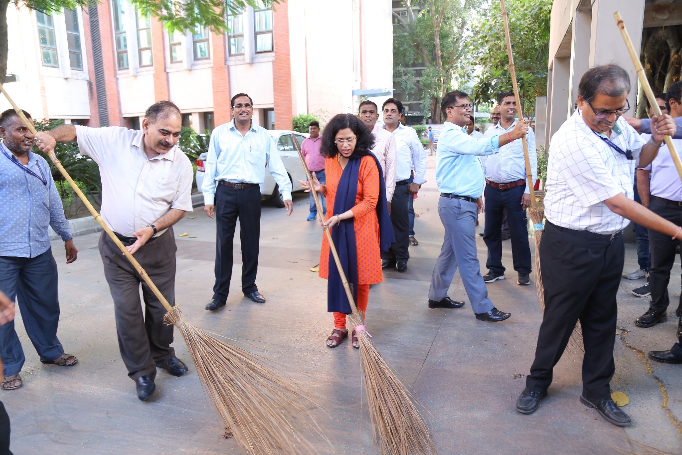 Observance of “Swachhtaa hi Sewa” Campaign at ESIC Hqrs., Regional/ Sub-Regional Offices, Hospitals & Dispensaries etc. from 15.09.18 to 02.10.18